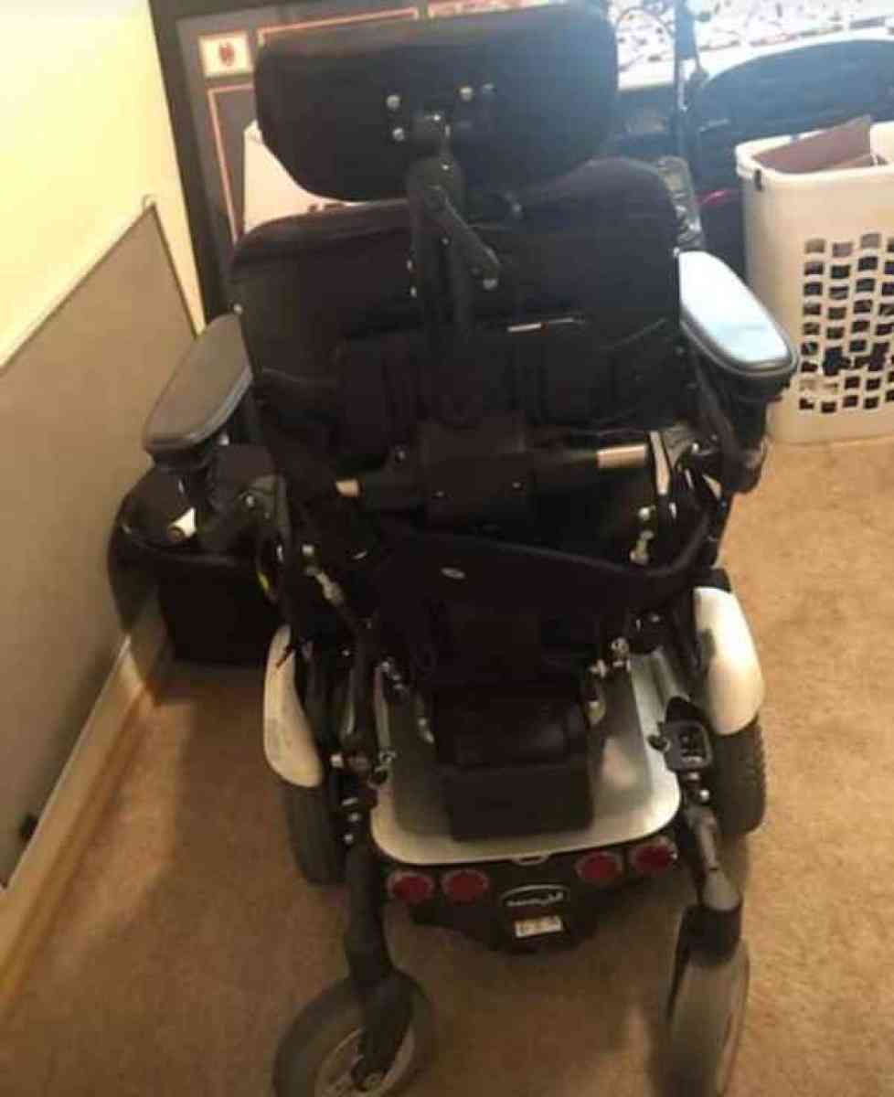 Permobil M300 Corpus - Silverdale, Washington - FleaMarketBay