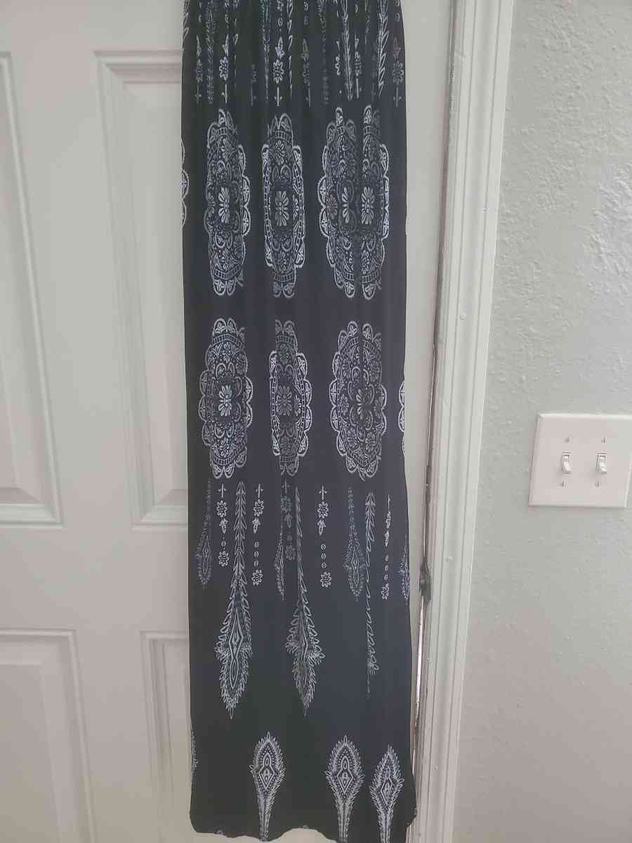 women dress - Tampa, Florida - FleaMarketBay