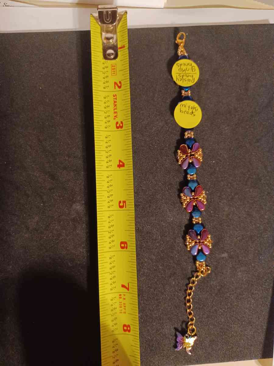 handmade bracelet - Mayflower, Arkansas - FleaMarketBay