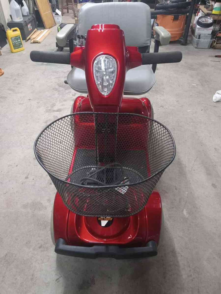 pride celebrity xl mobile scooter - Greeneville, Tennessee - FleaMarketBay