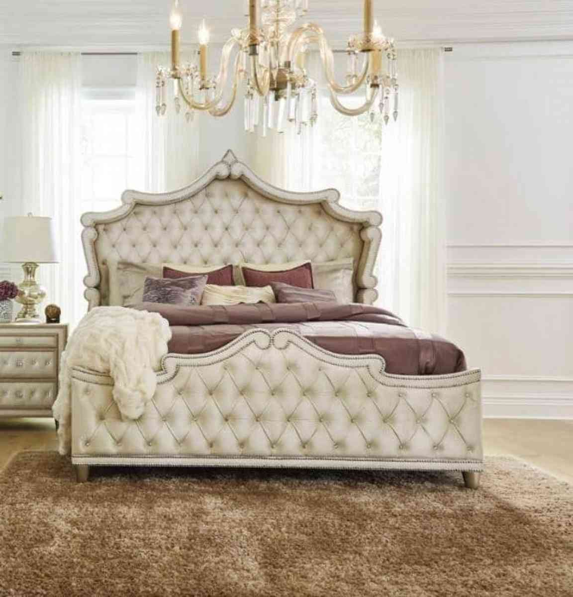 Set de cuarto de 5 piezas Ofrezco financiamiento - Miami, Florida