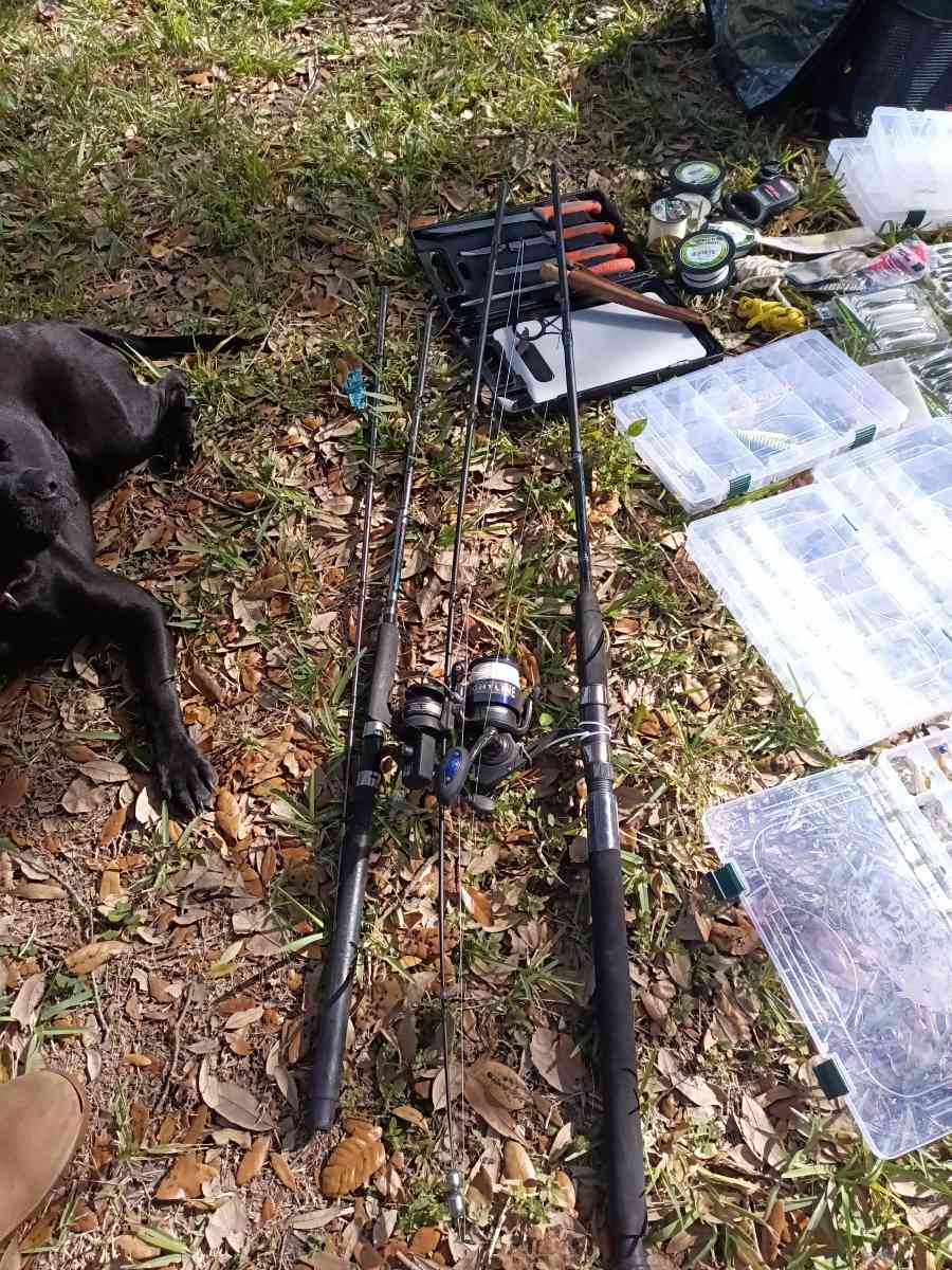fishing gear - Altamonte Springs, Florida - FleaMarketBay