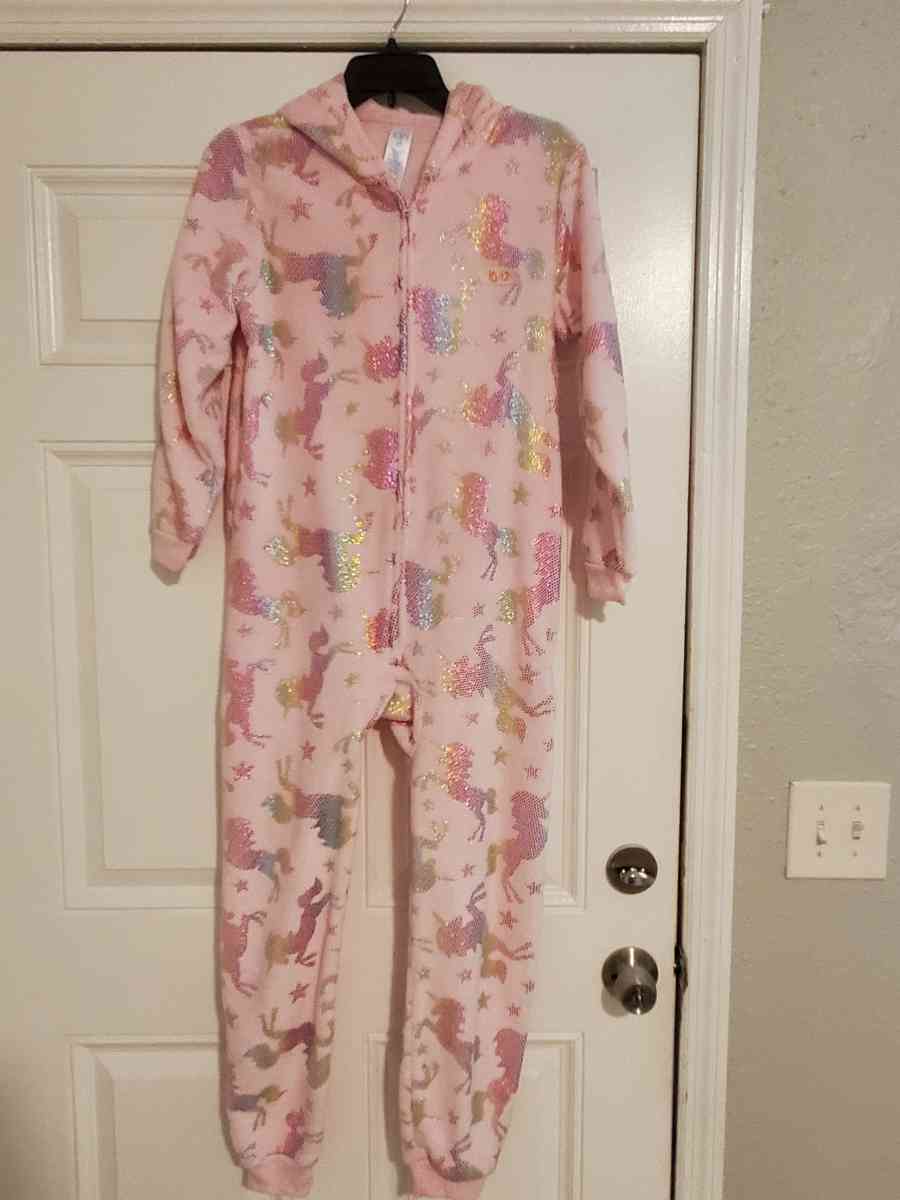 Lil girl sleep wear - Tampa, Florida