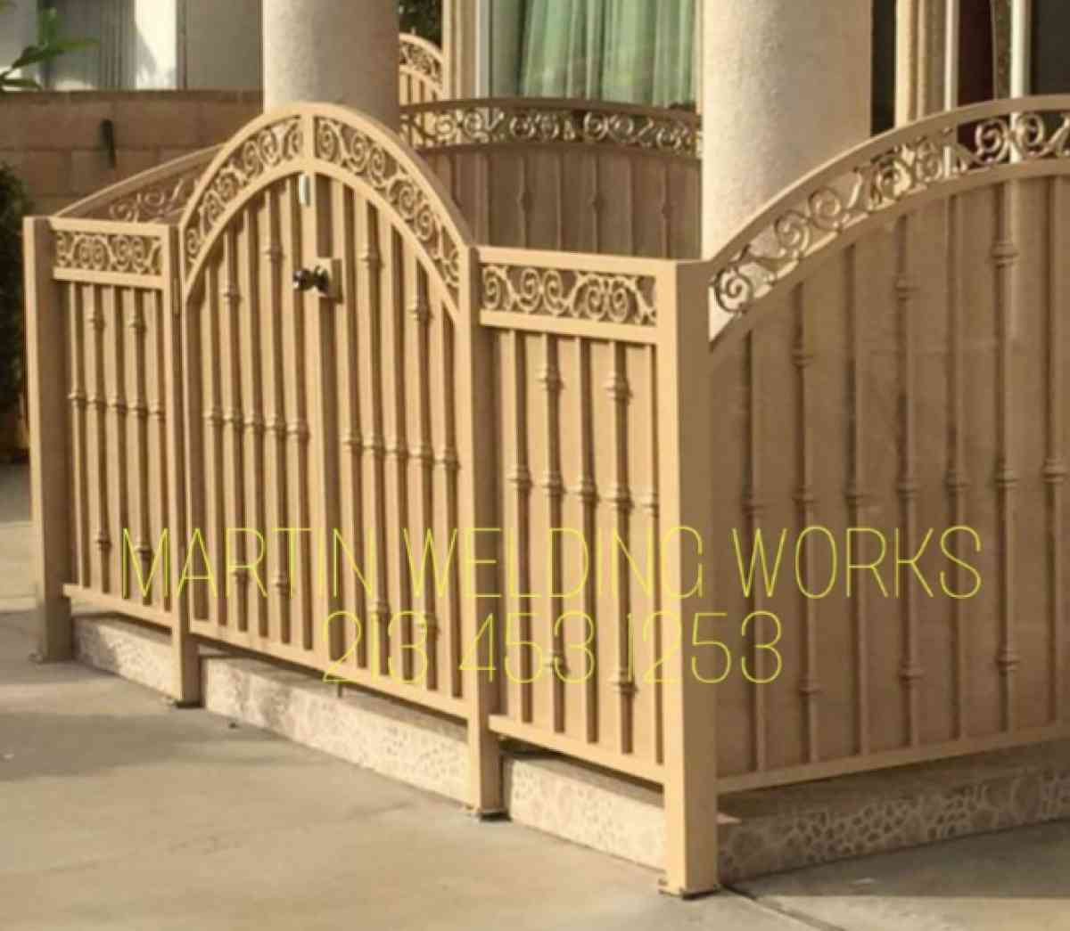 sliding gate - Altadena, California - FleaMarketBay