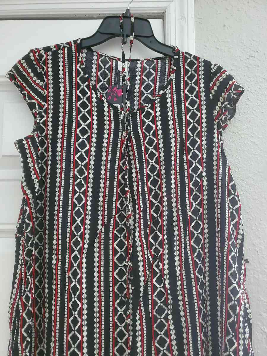 women dress - Tampa, Florida - FleaMarketBay