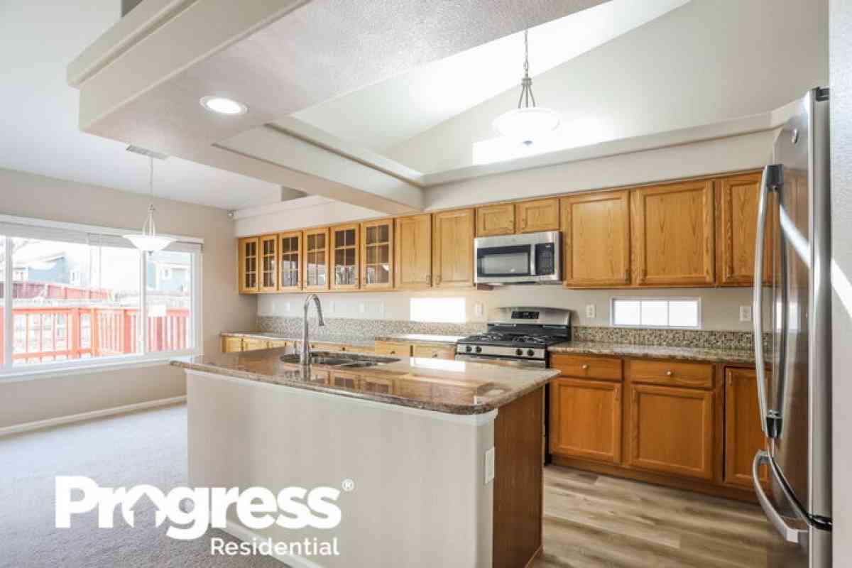 House for rent - Denver, Colorado - FleaMarketBay