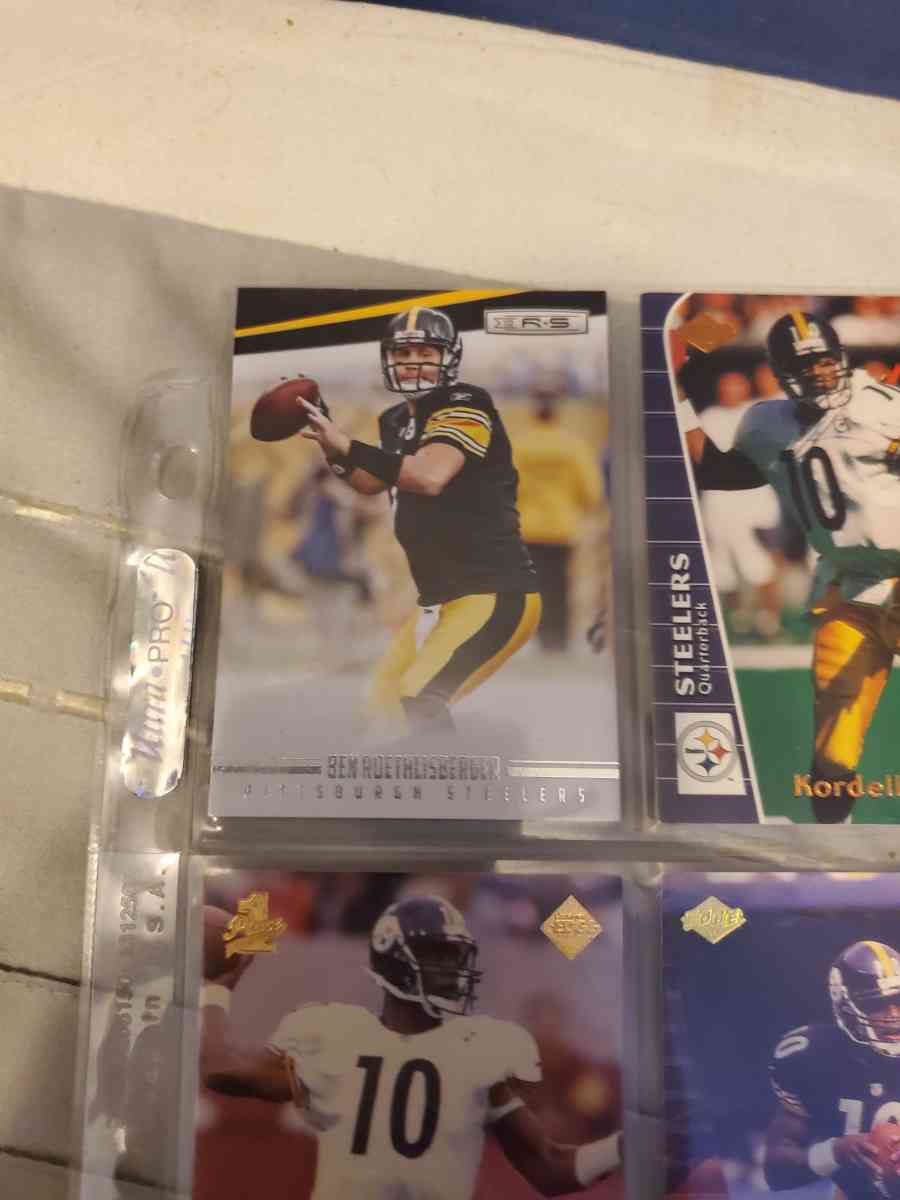 Assortment of trading cards - Lynchburg, Virginia - FleaMarketBay