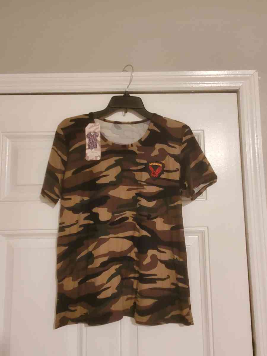 Men shirt - Tampa, Florida