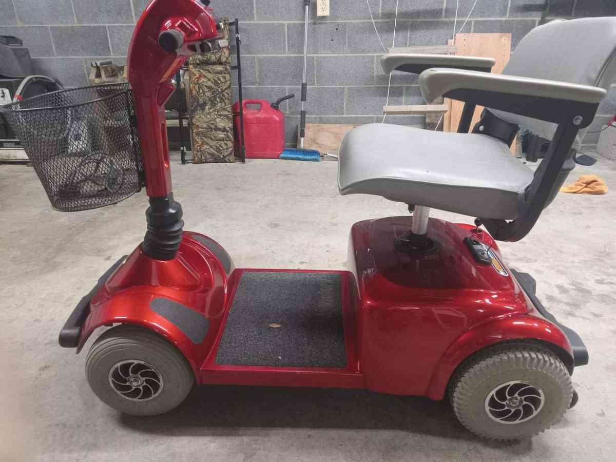 pride celebrity xl mobile scooter - Greeneville, Tennessee