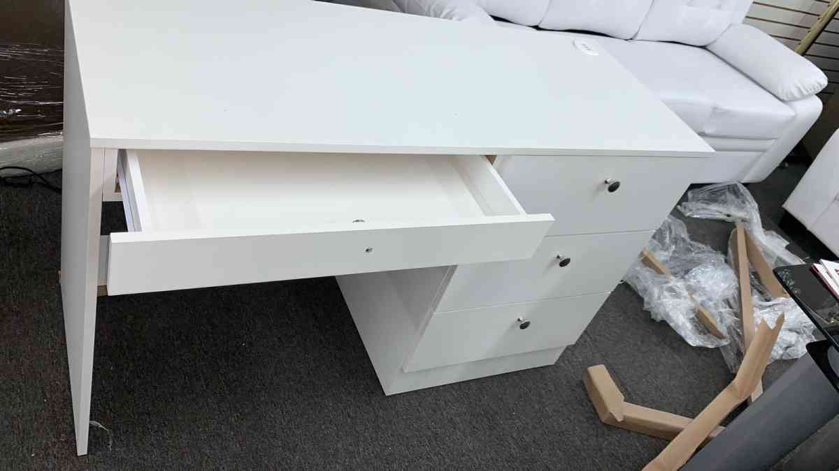 Escritorio economico Ofrezco financiamiento Contactame - Miami, Florida