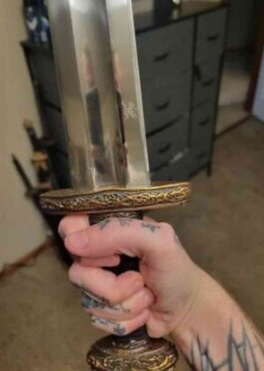 sword - Dayton, Ohio - FleaMarketBay