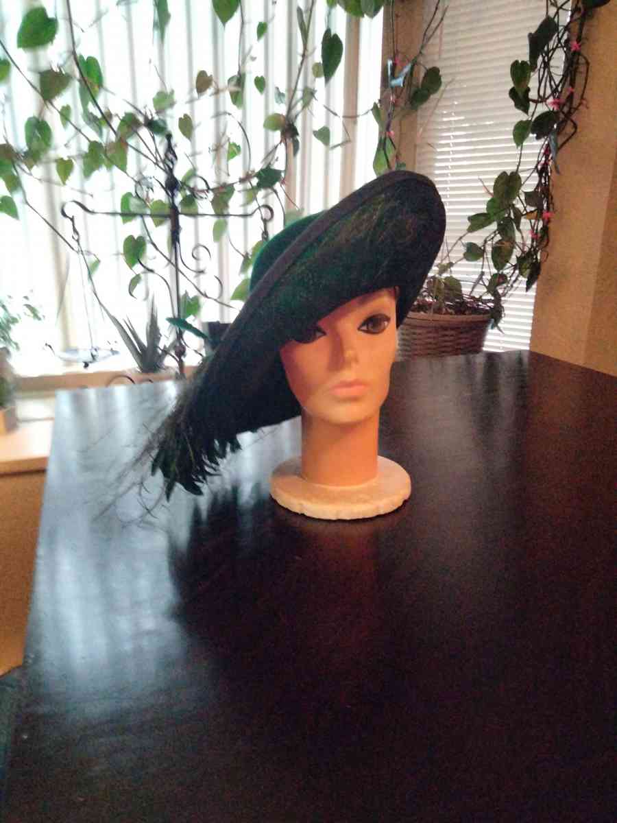 Women Wide Rim Hats - Tacoma, Washington - FleaMarketBay