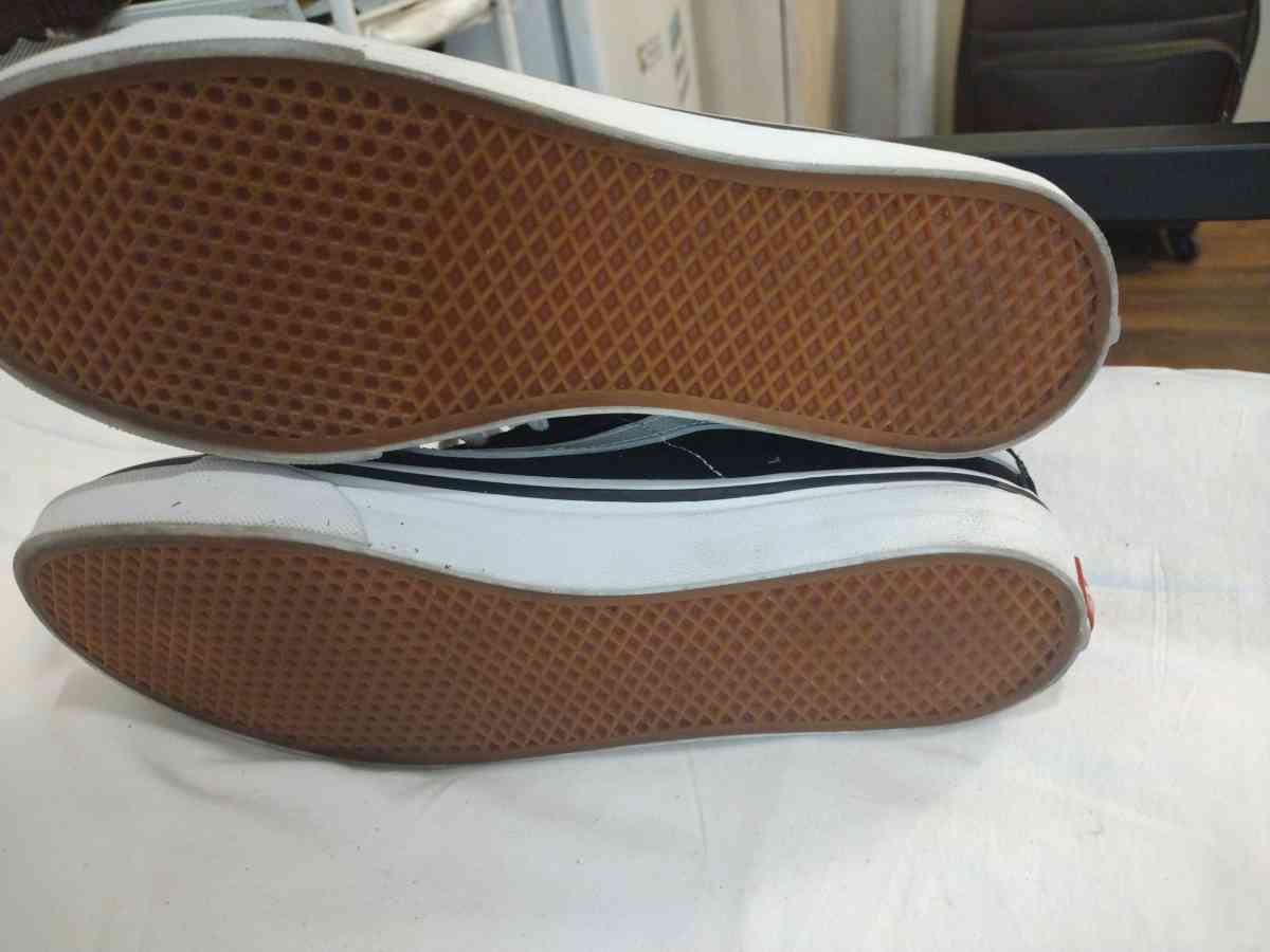 off The Wall Unisex Vans - Los Angeles, California - FleaMarketBay