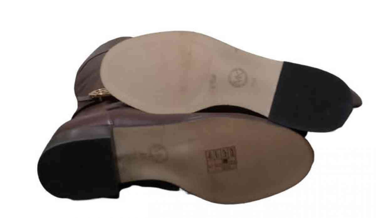 Michael Kors Bryce Leather Riding Boot ST15F Boots Size 7M - Chicago Heights, Illinois - FleaMarketBay