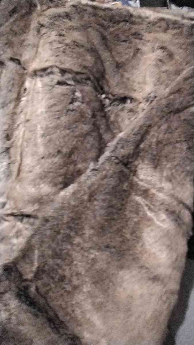 Faux fur Throw - Morgan City, Louisiana