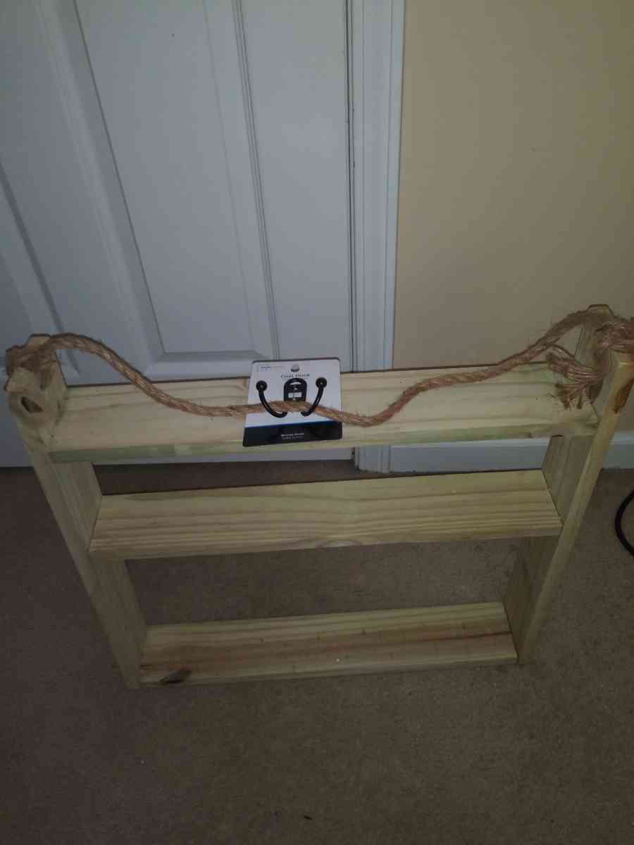 Hanging Shelf with rope and hook - Greenville, South Carolina - FleaMarketBay
