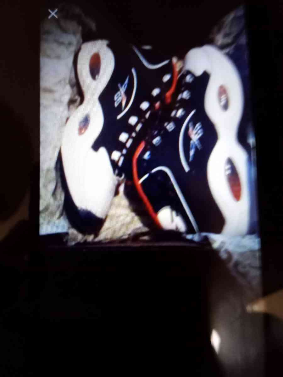 Brand New Reebok Allen Iversons Size 11 Pick Up - Houston, Texas