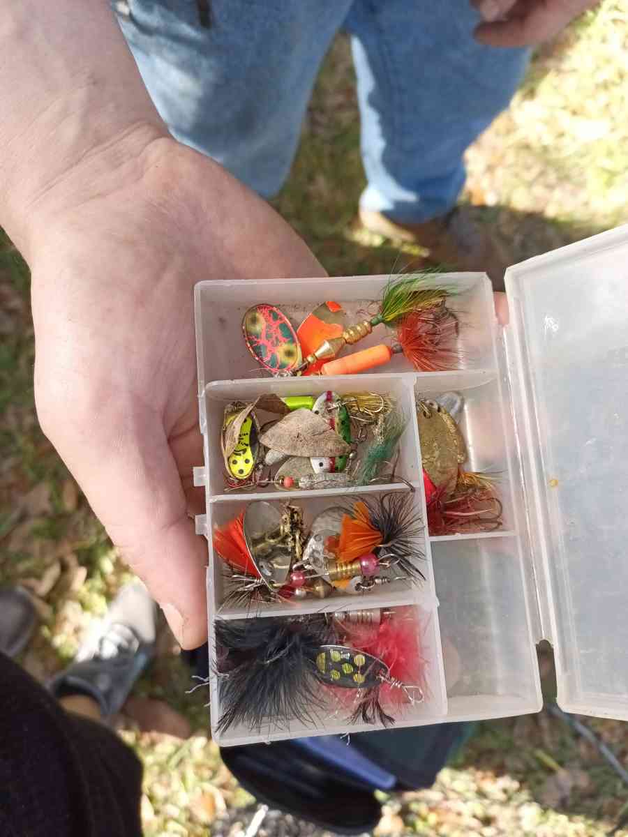 fishing gear - Altamonte Springs, Florida - FleaMarketBay