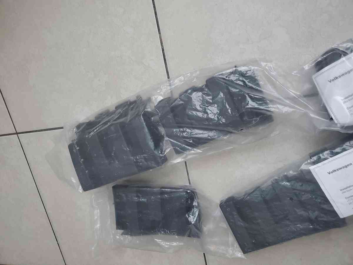 Volkswagen cargo management systems - Tampa, Florida - FleaMarketBay