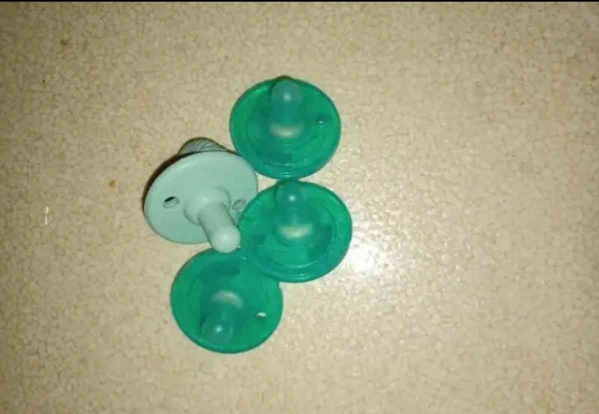 baby items - Port Huron, Michigan - FleaMarketBay