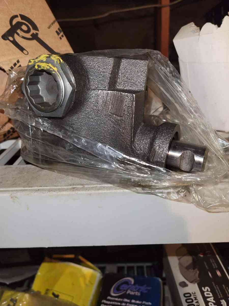 power Steering box 62 threw 77 vw bug - Santa Clarita, California - FleaMarketBay