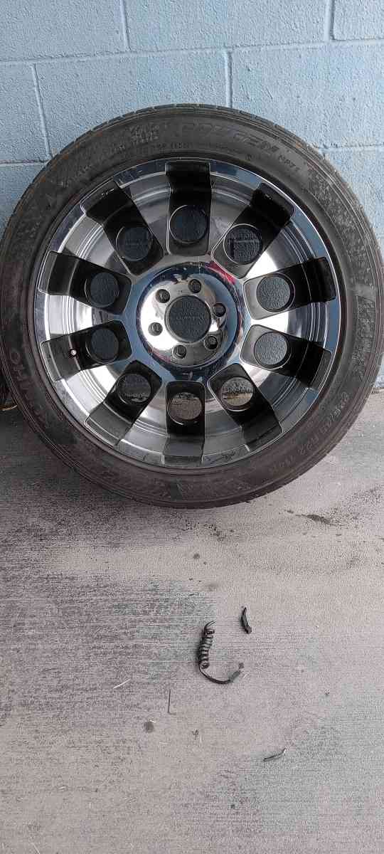 six lug 22 inch chromolly wheels and tires - Tucson, Arizona - FleaMarketBay