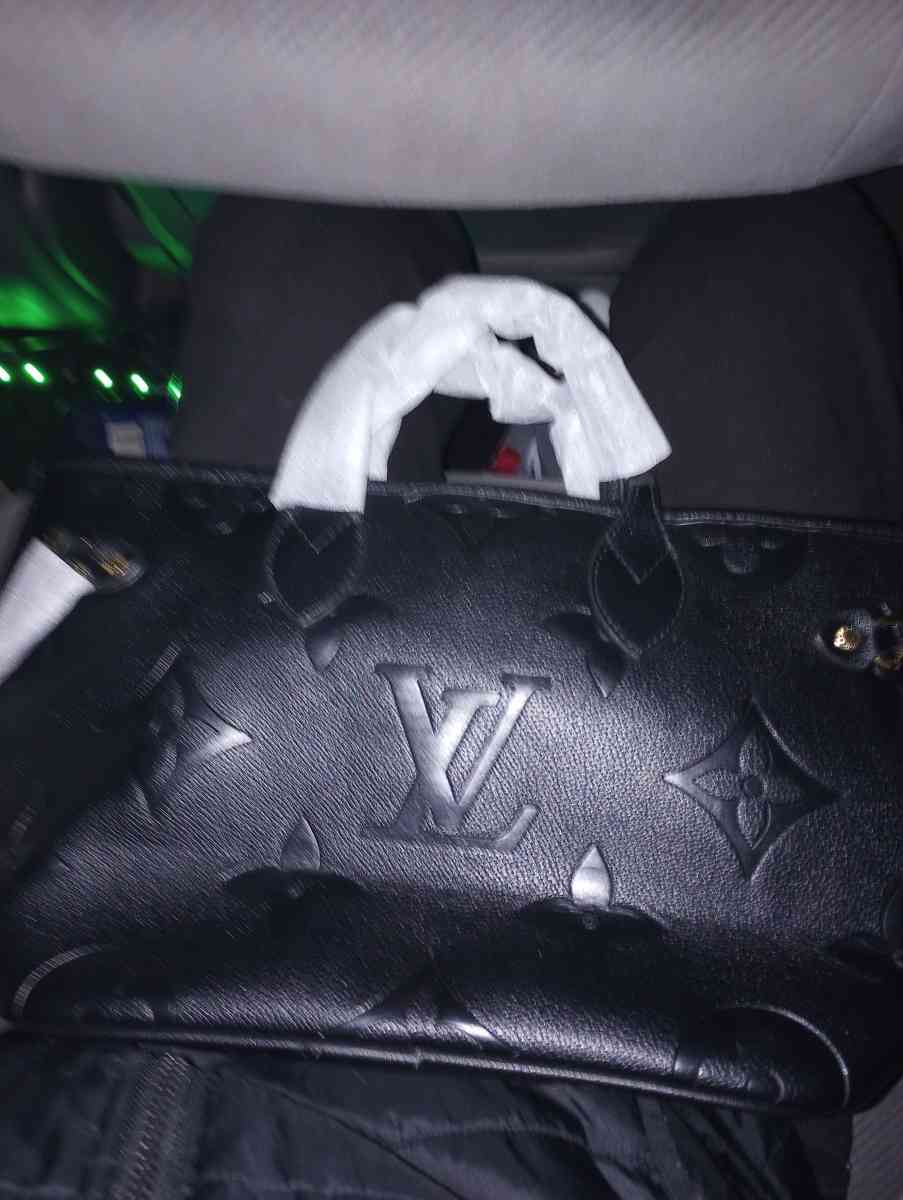 LV purse - Inglewood, California