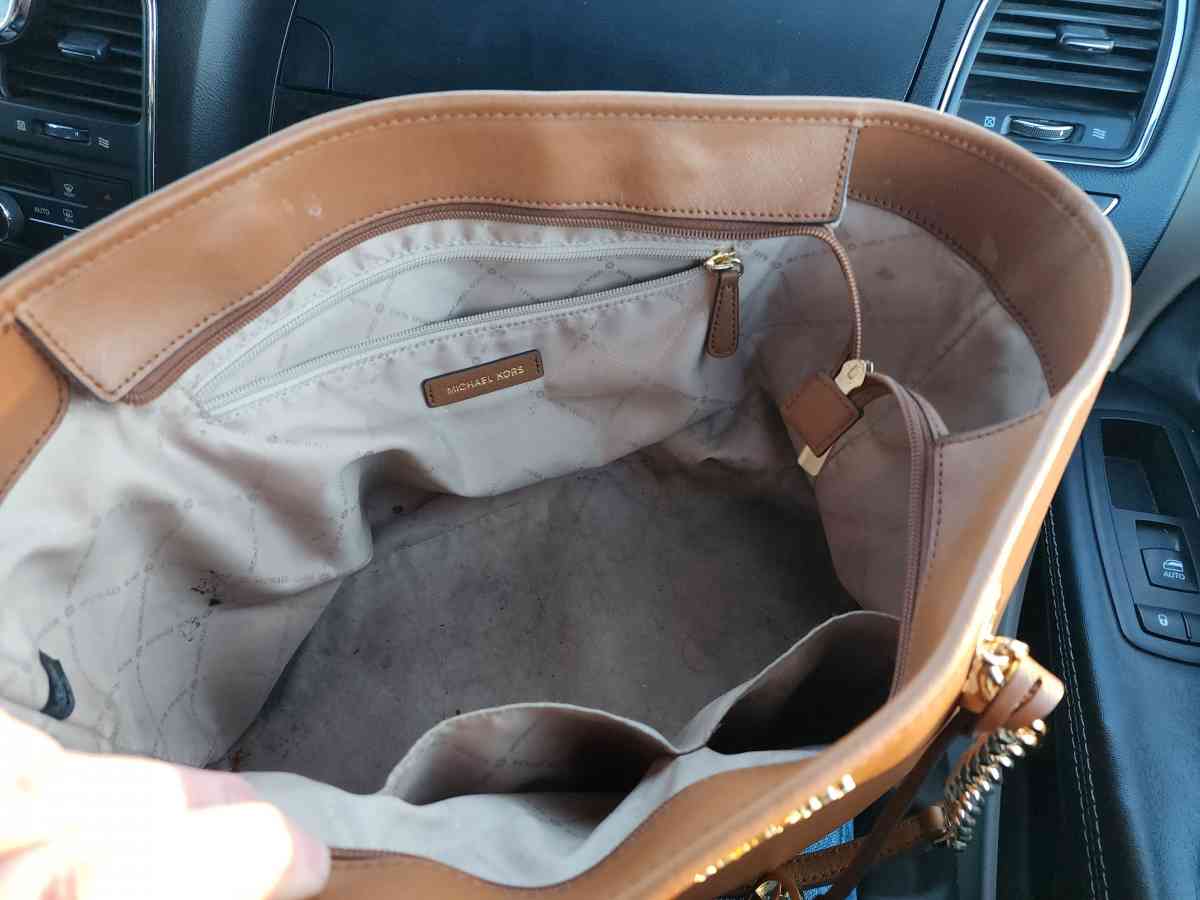 MK Purse - Fort Worth, Texas - FleaMarketBay