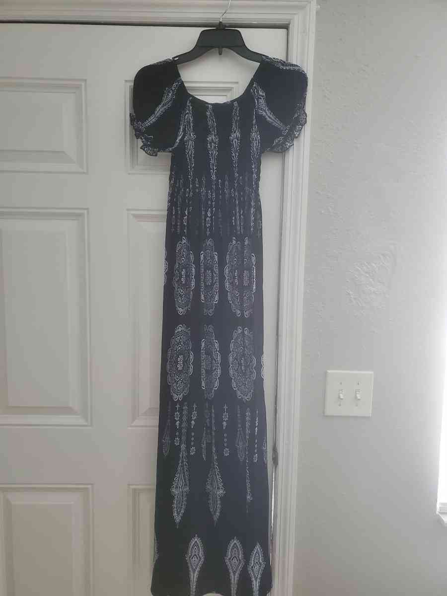 women dress - Tampa, Florida