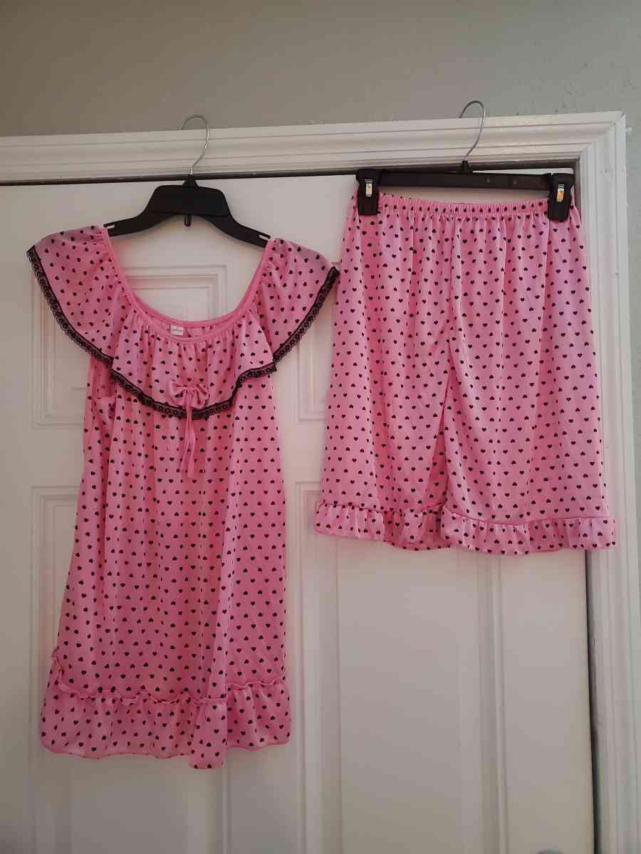women pajama set - Tampa, Florida