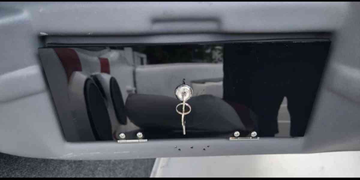 Aquatron 2001 boat - Kissimmee, Florida - FleaMarketBay