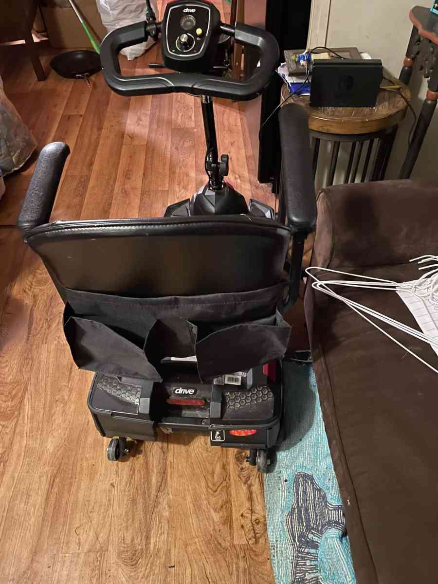 Electric Scooter - Pine Bluff, Arkansas - FleaMarketBay