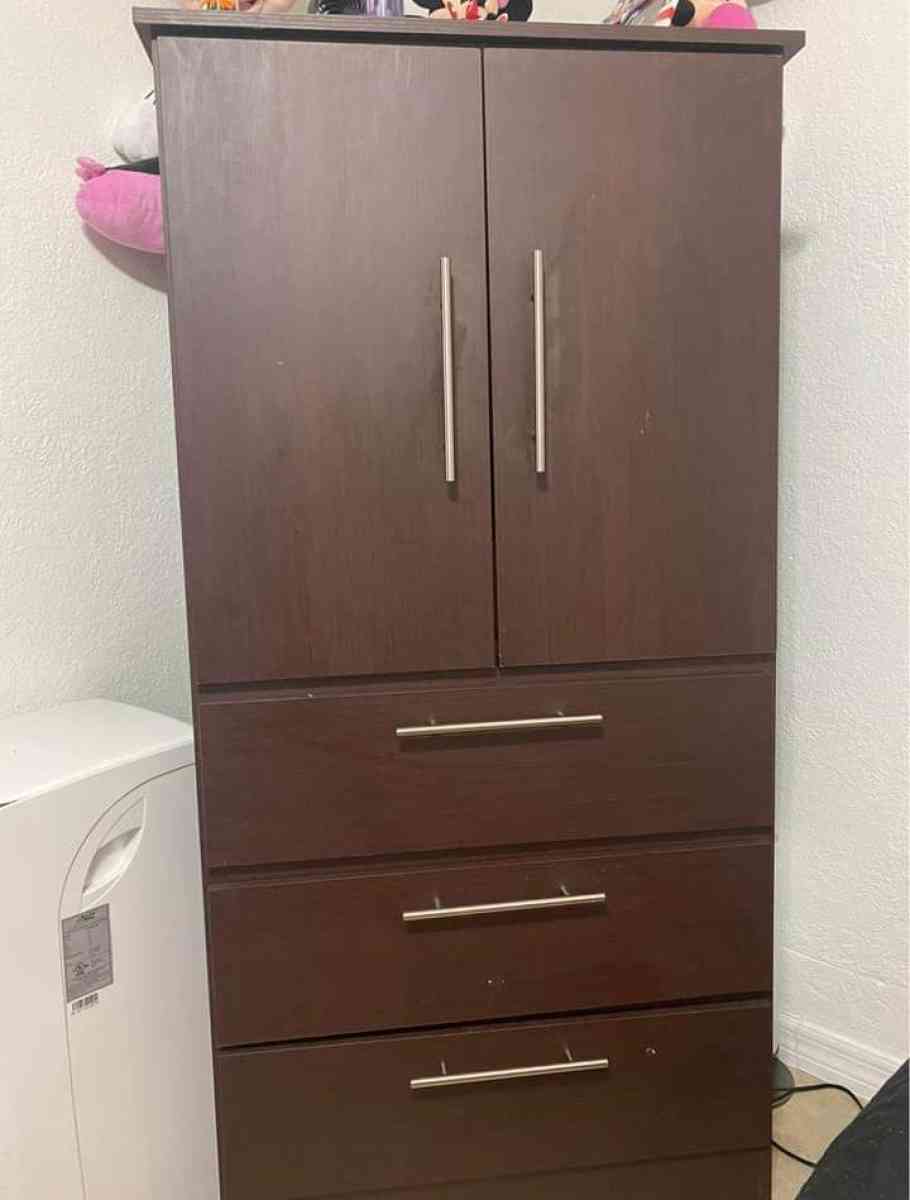 Vendo Armarios Ofrecemos financiamiento Preguntar Por Precio - Hialeah, Florida - FleaMarketBay