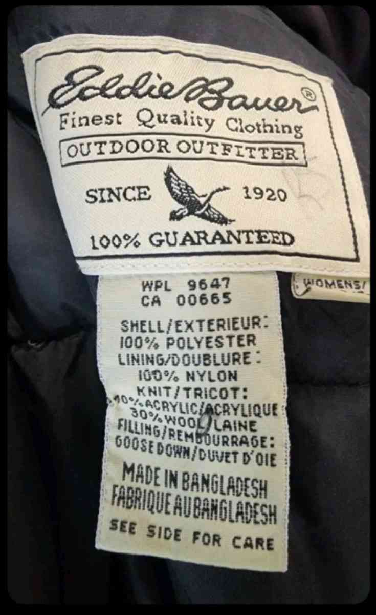 Eddie Bauer plum colored womens SZ Med Goose Down - Mountain Home, Idaho - FleaMarketBay