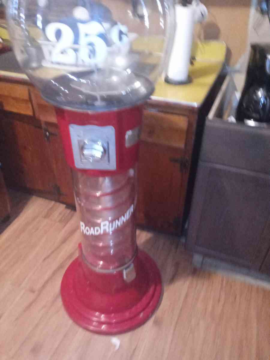 big gum ball machine - Louisville, Kentucky - FleaMarketBay