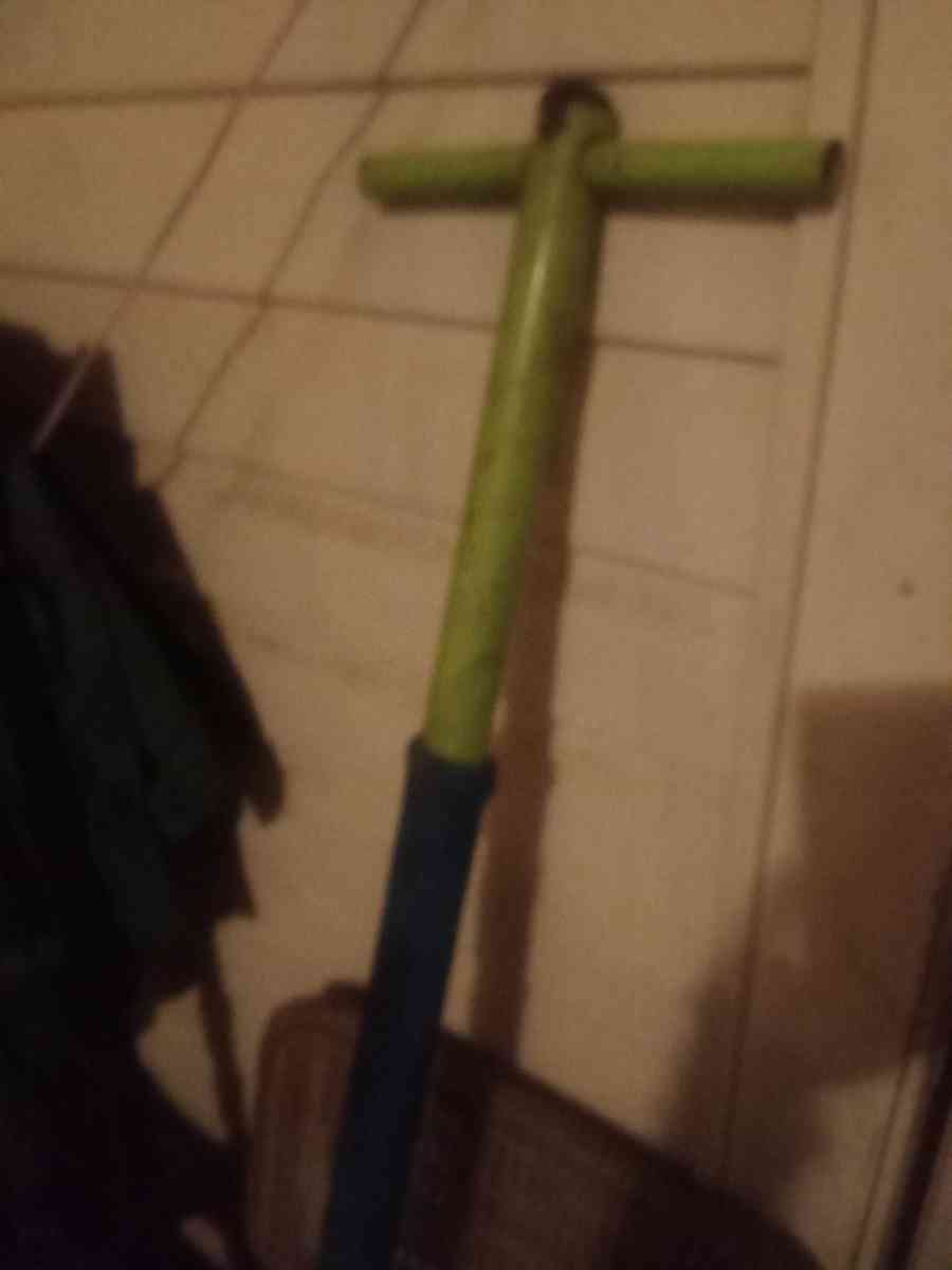 Pogo Stick Super Go - Shreveport, Louisiana - FleaMarketBay