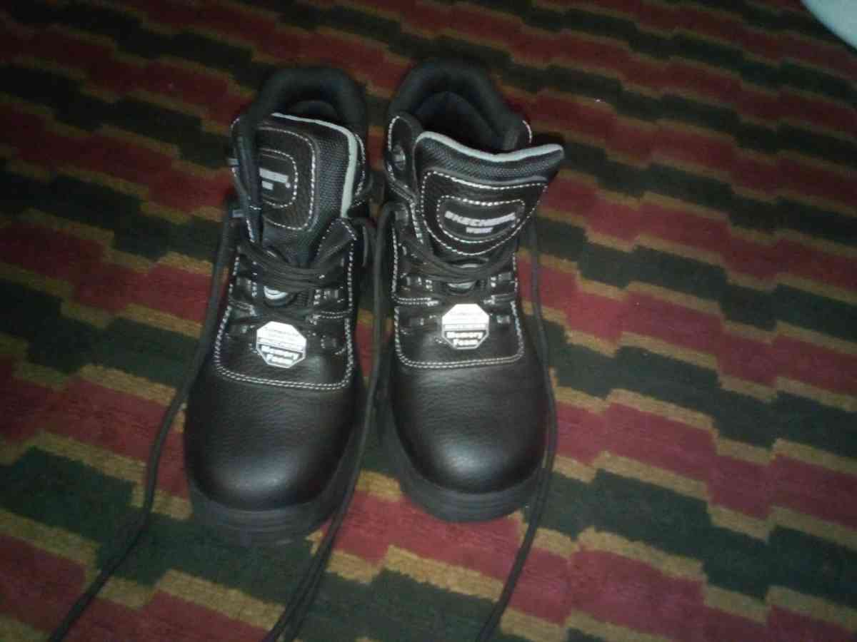 womens Sketcher book boots memory foam steel toed - Virginia Beach, Virginia - FleaMarketBay