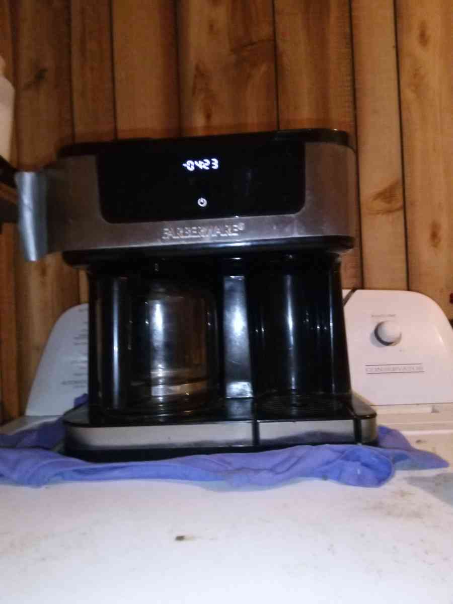 coffee pot works good for sale - Natchitoches, Louisiana