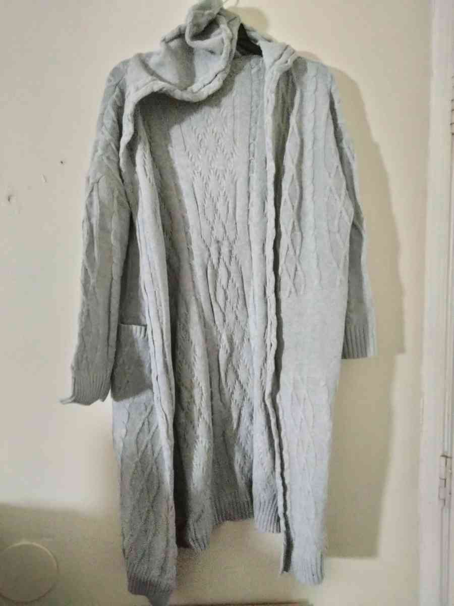 long sweater - Norcross, Georgia - FleaMarketBay