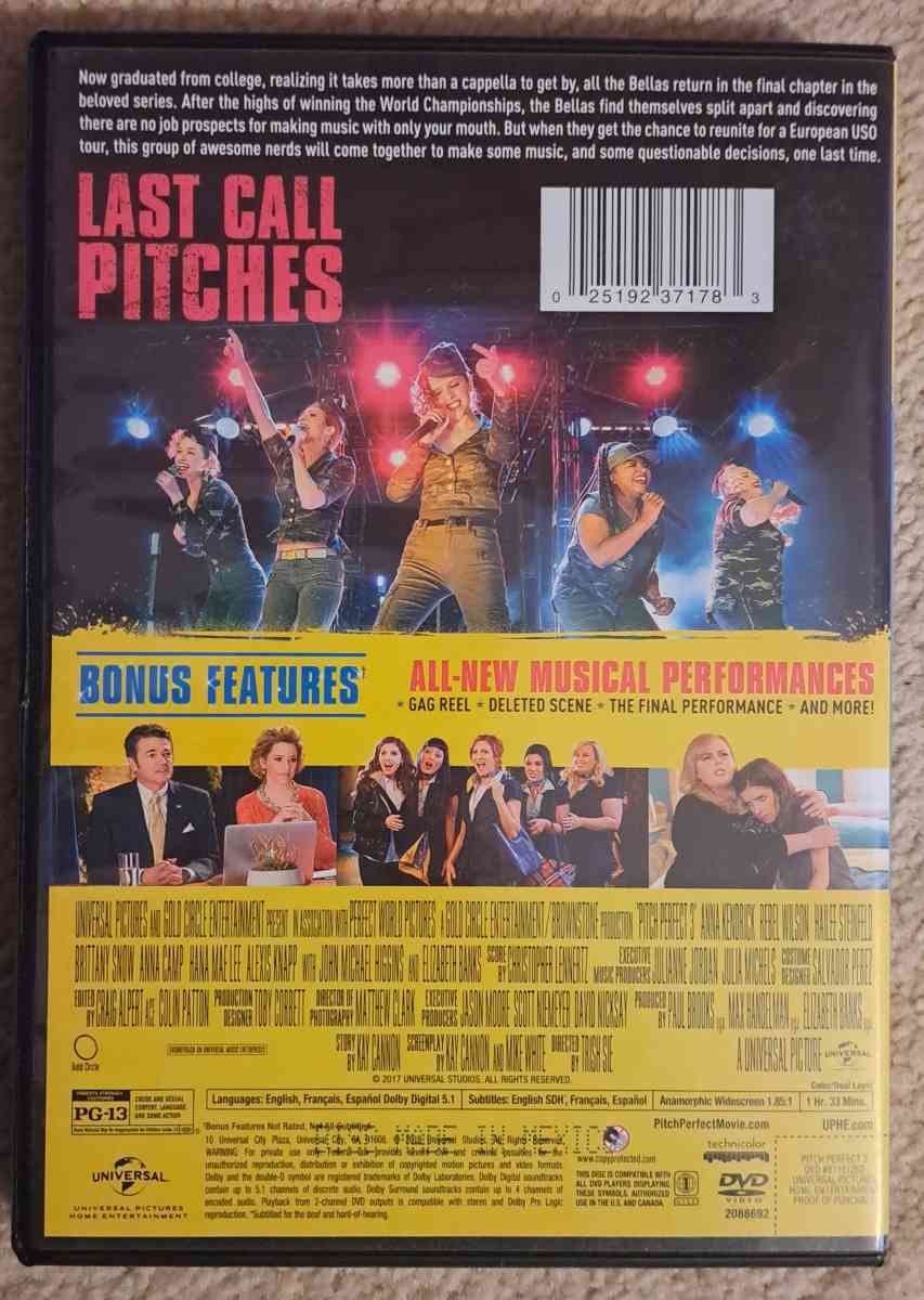 pitch Perfect 3 - Camdenton, Missouri - FleaMarketBay