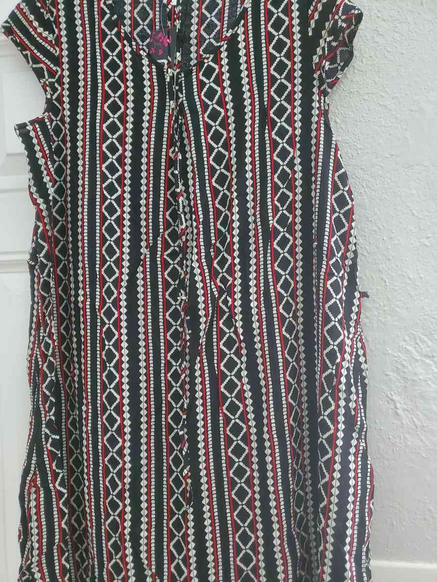 women dress - Tampa, Florida - FleaMarketBay