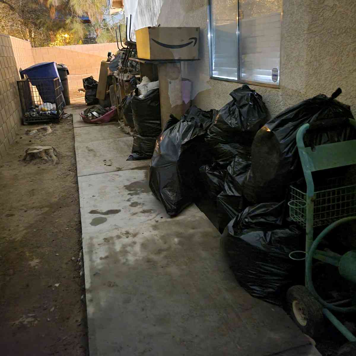 dump trailer - Fontana, California - FleaMarketBay