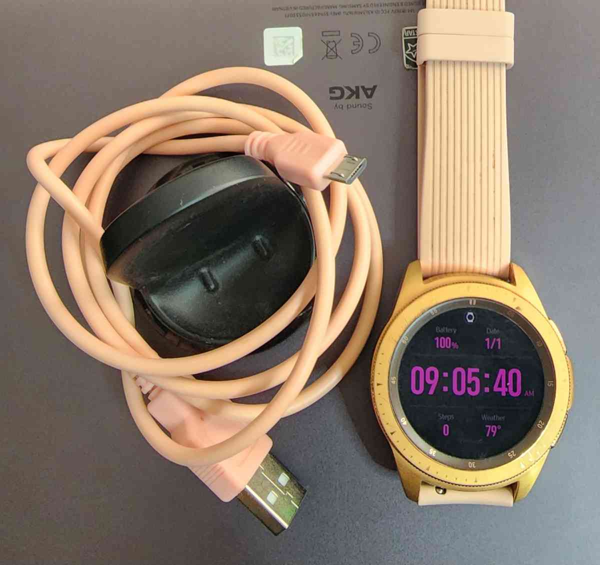 Galaxy Smartwatch Rose Gold