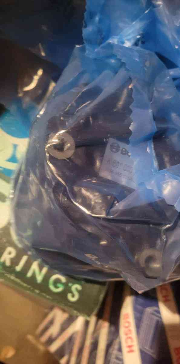 power Steering Pump 10 threw 13 Mercedes benz - Santa Clarita, California - FleaMarketBay