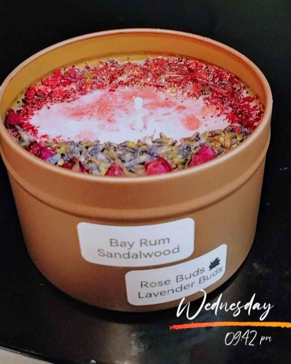 Bay Run Sandalwood Scented Candle - Staunton, Virginia