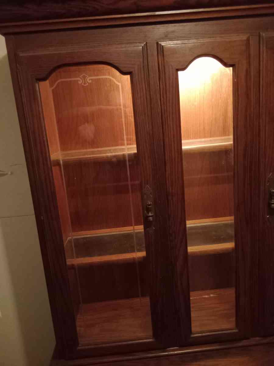antique china cabinet and hutch - Lake Wales, Florida