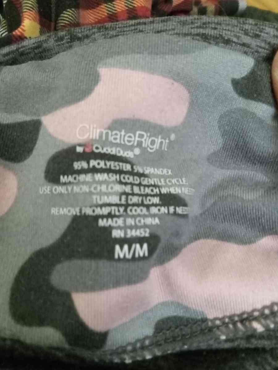 2 womens shirts $10 each - Colorado Springs, Colorado - FleaMarketBay