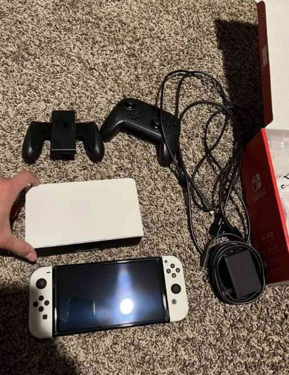Nintendo Switch OLED - Briscoe, Texas - FleaMarketBay