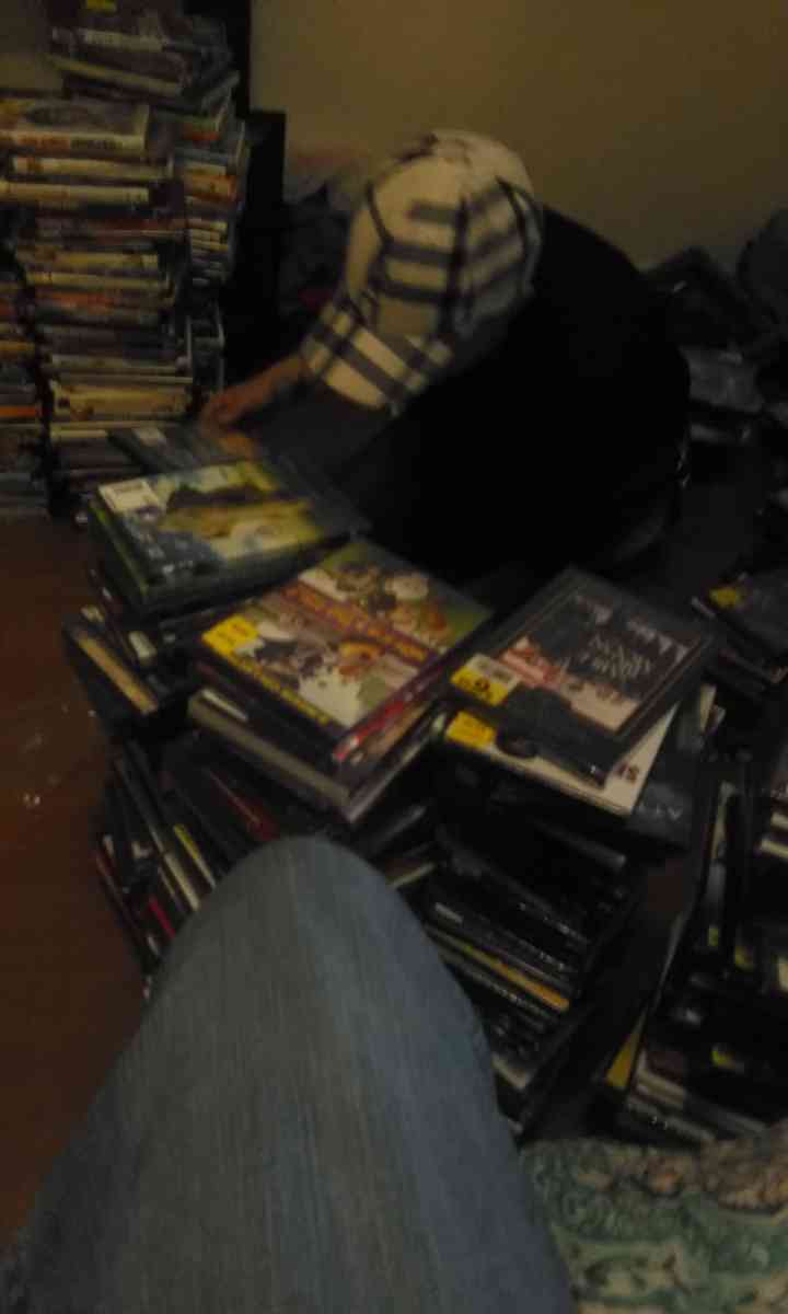 550DVD and 90Bluray movies brand new straight from the store - Gulfport, Mississippi