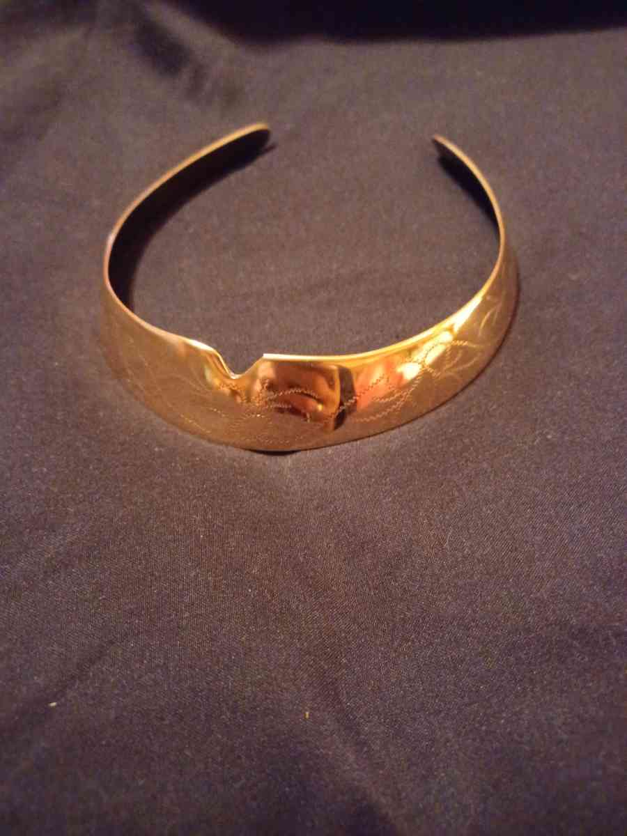 brass neckless - East Prairie, Missouri